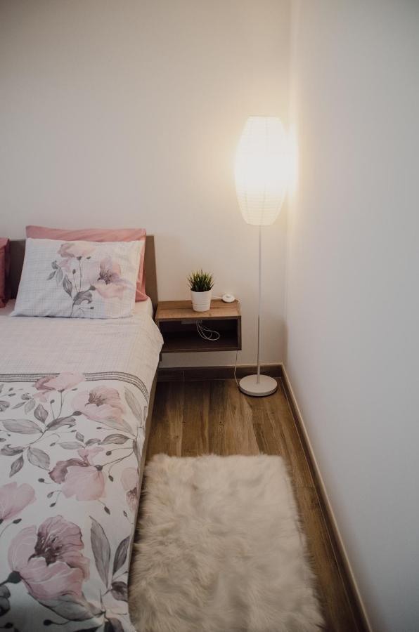 Harmonija Lux Apartment Vrdnik Bagian luar foto
